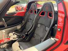 LOTUS ELISE CUP 250 FINISHED IN ARDENT RED