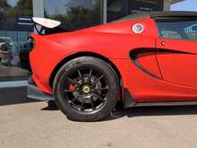 LOTUS ELISE CUP 250 FINISHED IN ARDENT RED