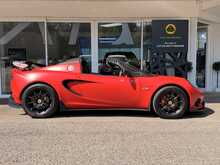 LOTUS ELISE CUP 250 FINISHED IN ARDENT RED
