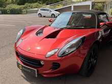 LOTUS ELISE FINISHED IN RUBY RED