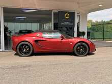 LOTUS ELISE FINISHED IN RUBY RED