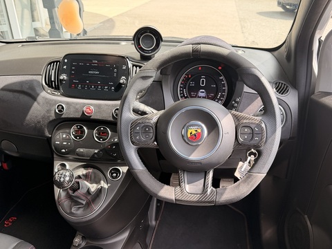 1.4 T-Jet EsseEsse Hatchback 3dr Petrol Manual Euro 6 (180 bhp)