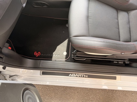 1.4 T-Jet EsseEsse Hatchback 3dr Petrol Manual Euro 6 (180 bhp)