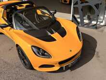 LOTUS ELISE SPORT 220 FINISHED IN SOLAR YELLOW
