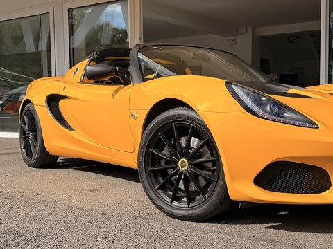 Sport 220 1.8 Convertible Manual Petrol