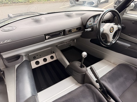 1.8 Convertible 2dr Petrol Manual (168 g/km, 118 bhp)