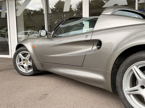1.8 Convertible 2dr Petrol Manual (168 g/km, 118 bhp)