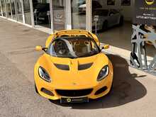 LOTUS ELISE SPORT 220 FINISHED IN SOLAR YELLOW