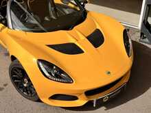 LOTUS ELISE SPORT 220 FINISHED IN SOLAR YELLOW