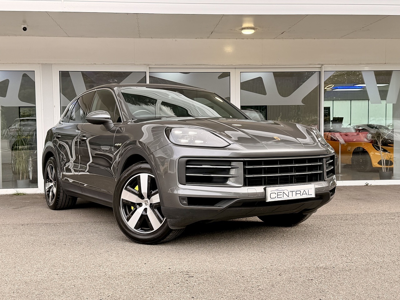 2024 Porsche Cayenne