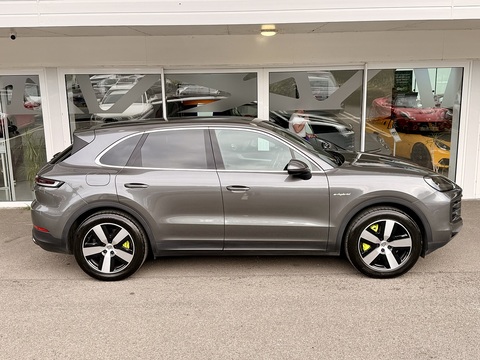 3.0 V6 E-Hybrid 25.9kWh SUV 5dr Petrol Plug-in Hybrid TiptronicS 4WD Euro 6 (s/s) (470 ps)