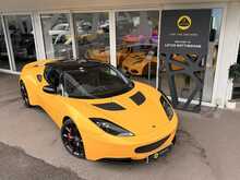 LOTUS EVORA SPORTS RACER FINISHED IN SOLAR YELLOW