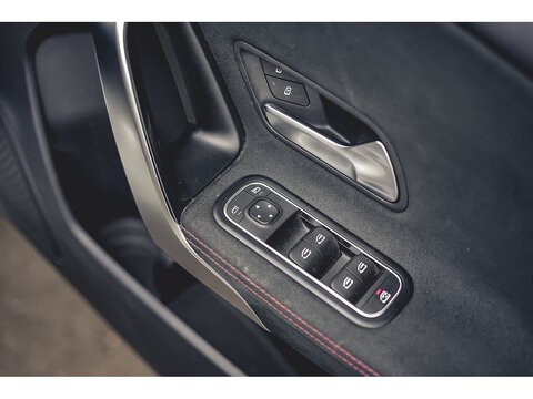 2.0 A250 AMG Line Hatchback 5dr Petrol 7G-DCT Euro 6 (s/s) (224 ps)