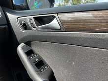 Volkswagen Jetta TDI BlueMotion Tech SE