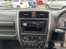 Suzuki Jimny VVT SZ4