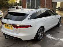 Jaguar XF d Portfolio