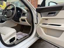 Jaguar XF d Portfolio