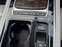 Jaguar XF d Portfolio