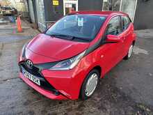Toyota AYGO VVT-i x-play
