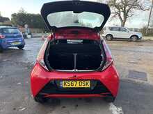 Toyota AYGO VVT-i x-play