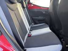 Toyota AYGO VVT-i x-play