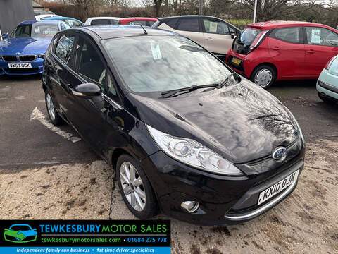 1.4 Zetec Hatchback 5dr Petrol Manual (133 g/km, 94 bhp)