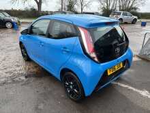 Toyota AYGO VVT-i x-cite