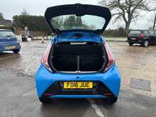 Toyota AYGO VVT-i x-cite