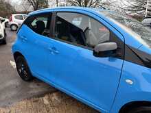 Toyota AYGO VVT-i x-cite