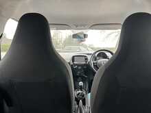 Toyota AYGO VVT-i x-cite