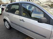 Ford Fiesta Style Climate