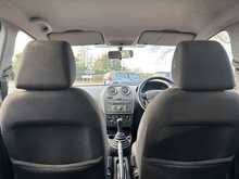 Ford Fiesta Style Climate