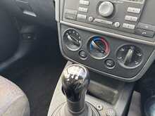 Ford Fiesta Style Climate