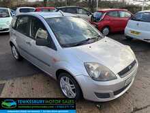 Ford Fiesta Style Climate
