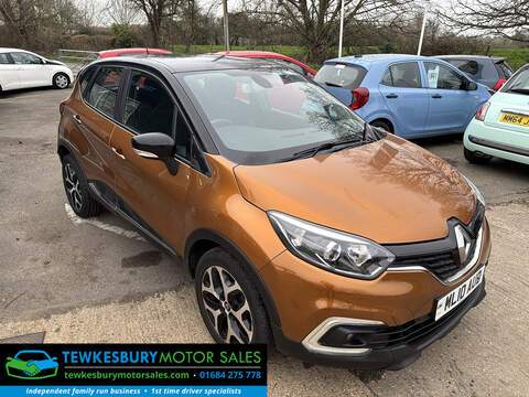2018 CAPTUR DCI ENERGY DYNAMIQUE NAV FREE COMPREHENSIVE PARTS AMP LABOUR WARRANTY X3 OWNERS... photo