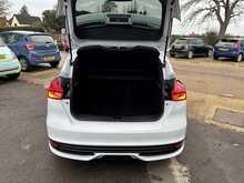 Ford Focus T EcoBoost ST-2