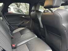 Ford Focus T EcoBoost ST-2
