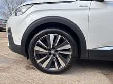 Peugeot 3008 PureTech GT Line Premium