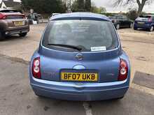 Nissan Micra Initia
