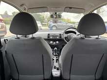 Nissan Micra Initia