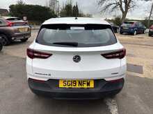 Vauxhall Grandland X Turbo SE