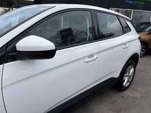 Vauxhall Grandland X Turbo SE