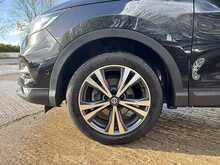 Nissan Qashqai DIG-T N-Connecta