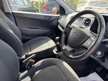 Hyundai i10 Play