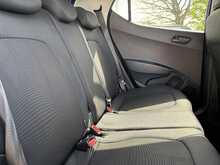 Hyundai i10 Play