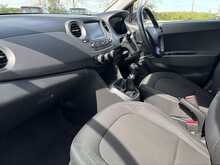 Hyundai i10 Play
