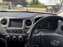 Hyundai i10 Play