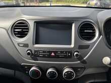 Hyundai i10 Play