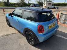 MINI Hatch Cooper