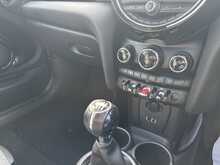 MINI Hatch Cooper